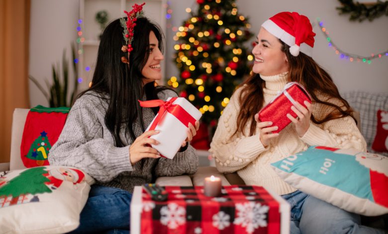 Uncovering Top Tips and Festive Gifts Ideas for Friends Christmas